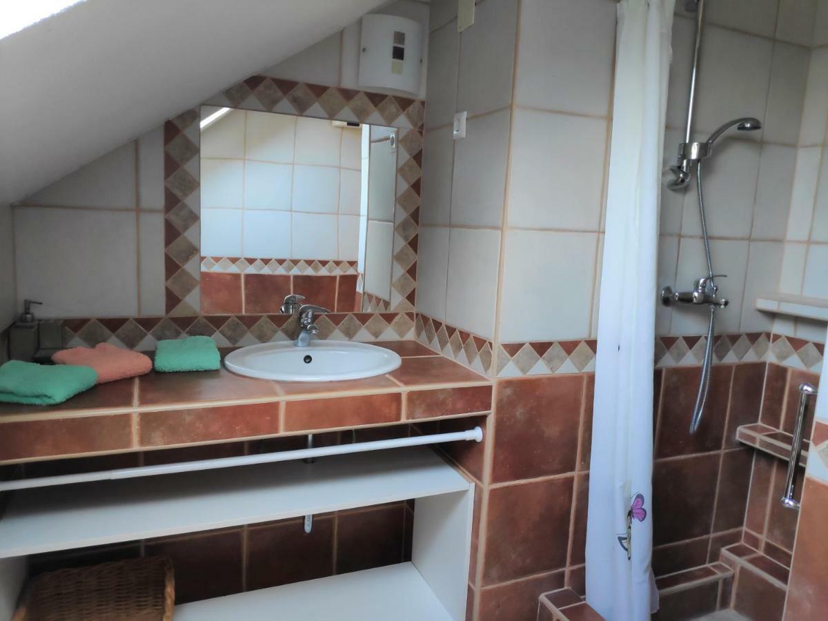 Villa Punta Blava - Beach Front, Ideal For Family Vacation With Kids, Large Terraces With Sea View, Internet, Netflix, No Pets Allowed 奥布罗瓦茨 外观 照片