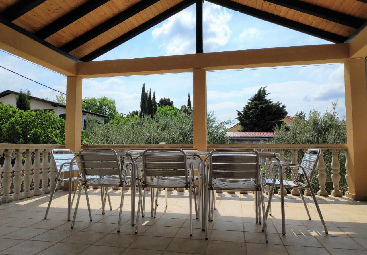 Villa Punta Blava - Beach Front, Ideal For Family Vacation With Kids, Large Terraces With Sea View, Internet, Netflix, No Pets Allowed 奥布罗瓦茨 外观 照片