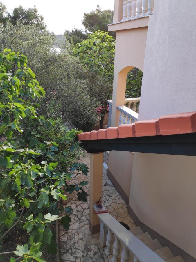 Villa Punta Blava - Beach Front, Ideal For Family Vacation With Kids, Large Terraces With Sea View, Internet, Netflix, No Pets Allowed 奥布罗瓦茨 外观 照片